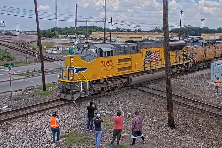 A Vibrant Railfan Community